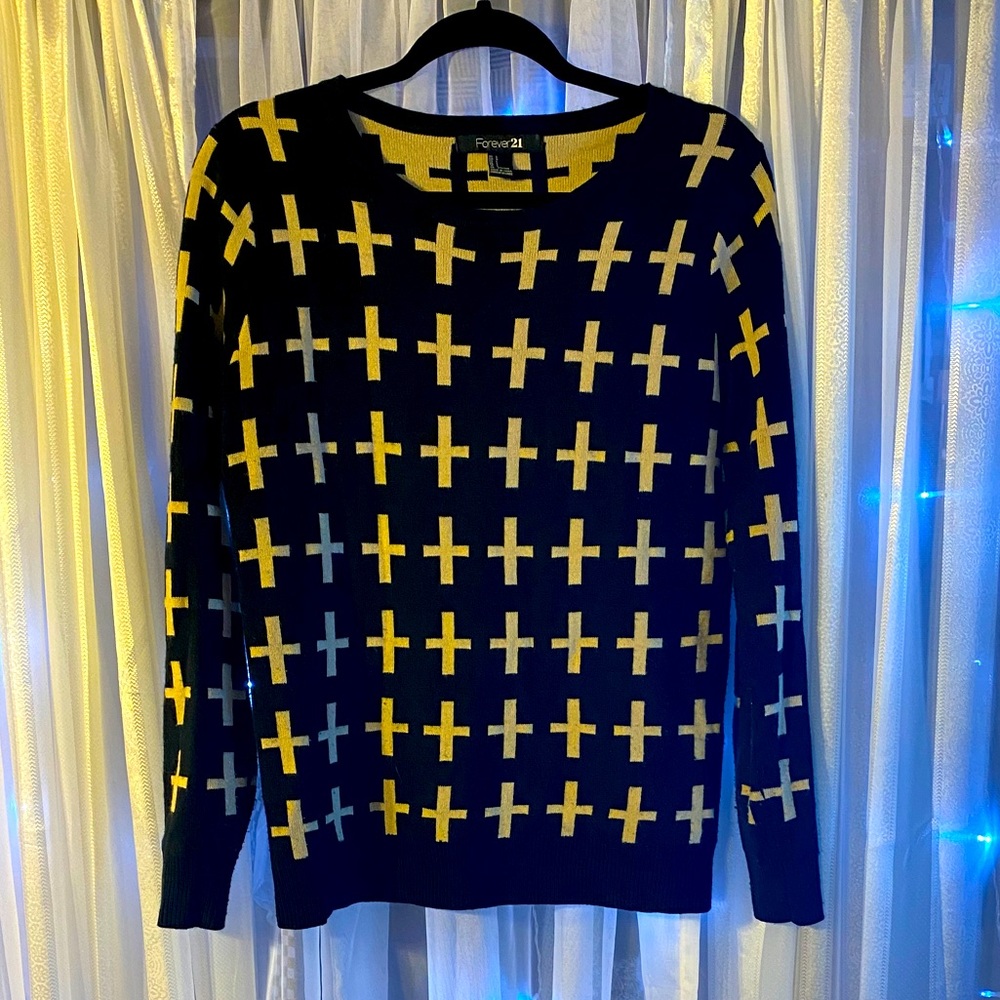Forever21 Cross pattern heavy weight sweater
